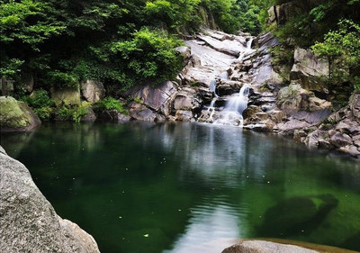游九龙潭